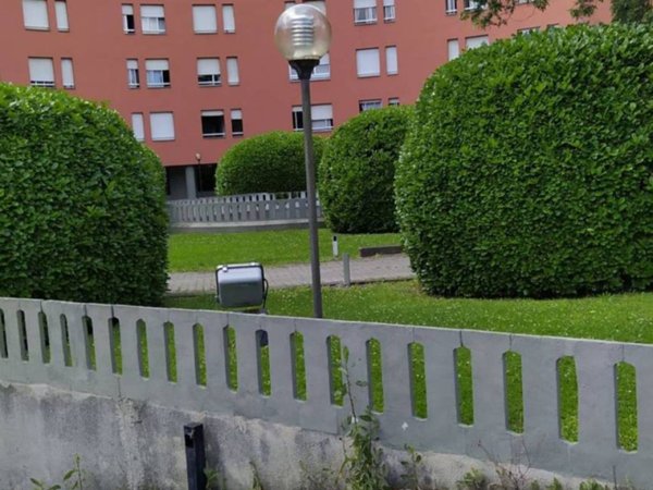 negozio in vendita a Monza in zona Ospedale San Gerardo