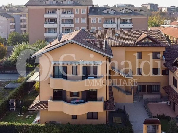 appartamento in vendita a Monza in zona Centro Storico
