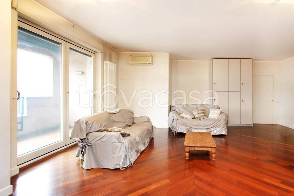 appartamento in vendita a Monza