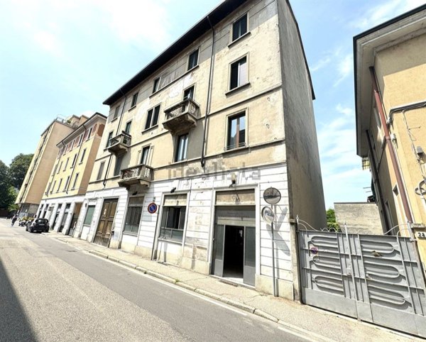 casa indipendente in vendita a Monza