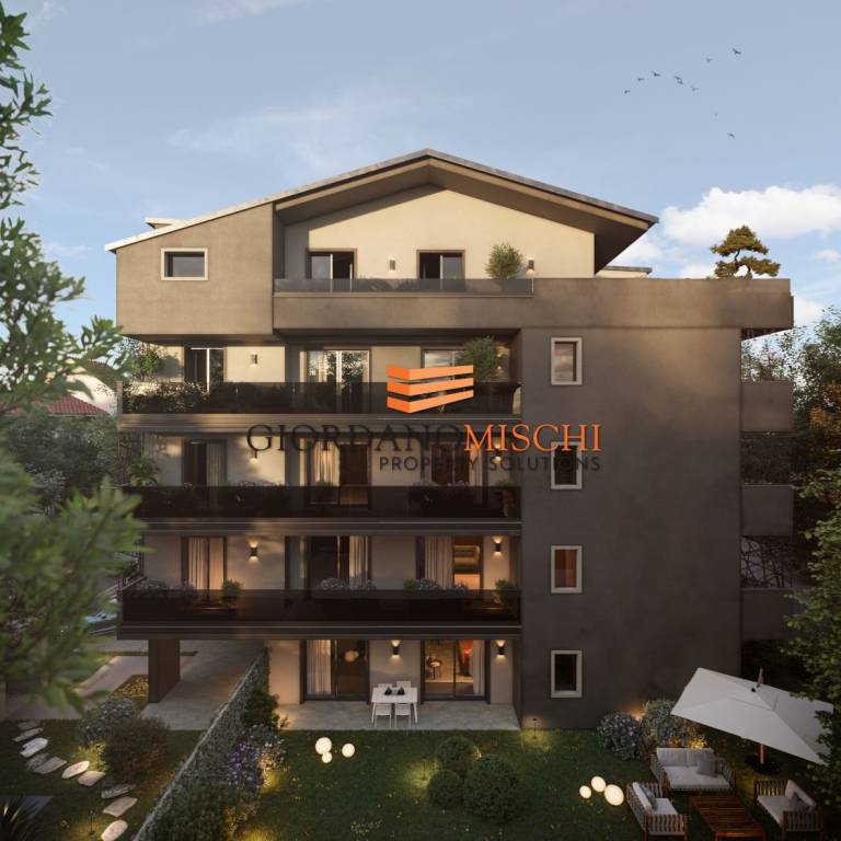 appartamento in vendita a Monza in zona Centro Storico