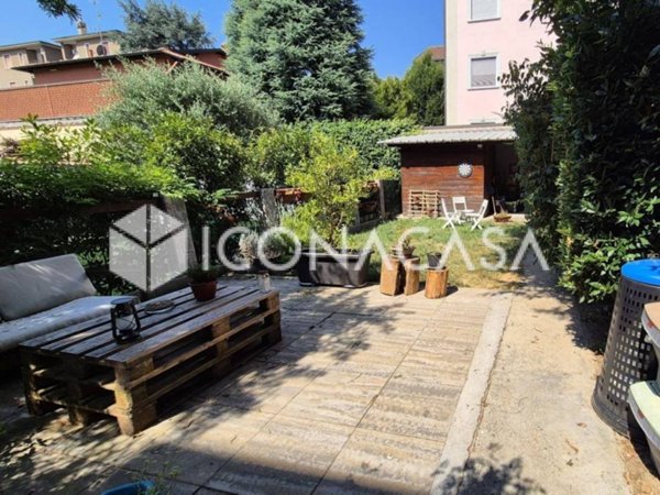 appartamento in vendita a Monza in zona Ospedale San Gerardo