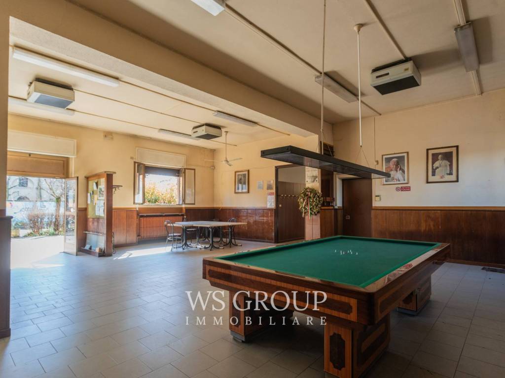 negozio in vendita a Monza