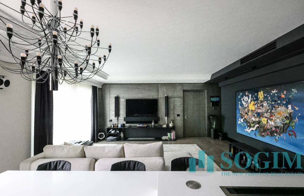 appartamento in vendita a Monza in zona Centro Storico