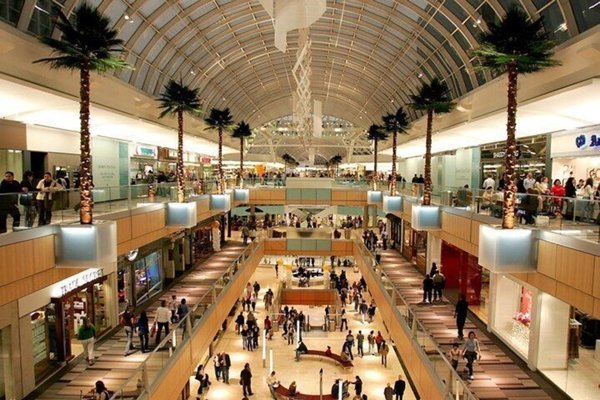 negozio in vendita a Monza