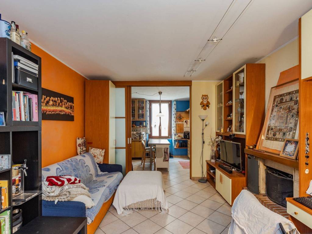 appartamento in vendita a Monza in zona Centro Storico