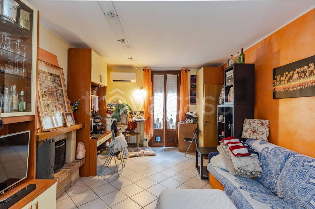 appartamento in vendita a Monza in zona Centro Storico