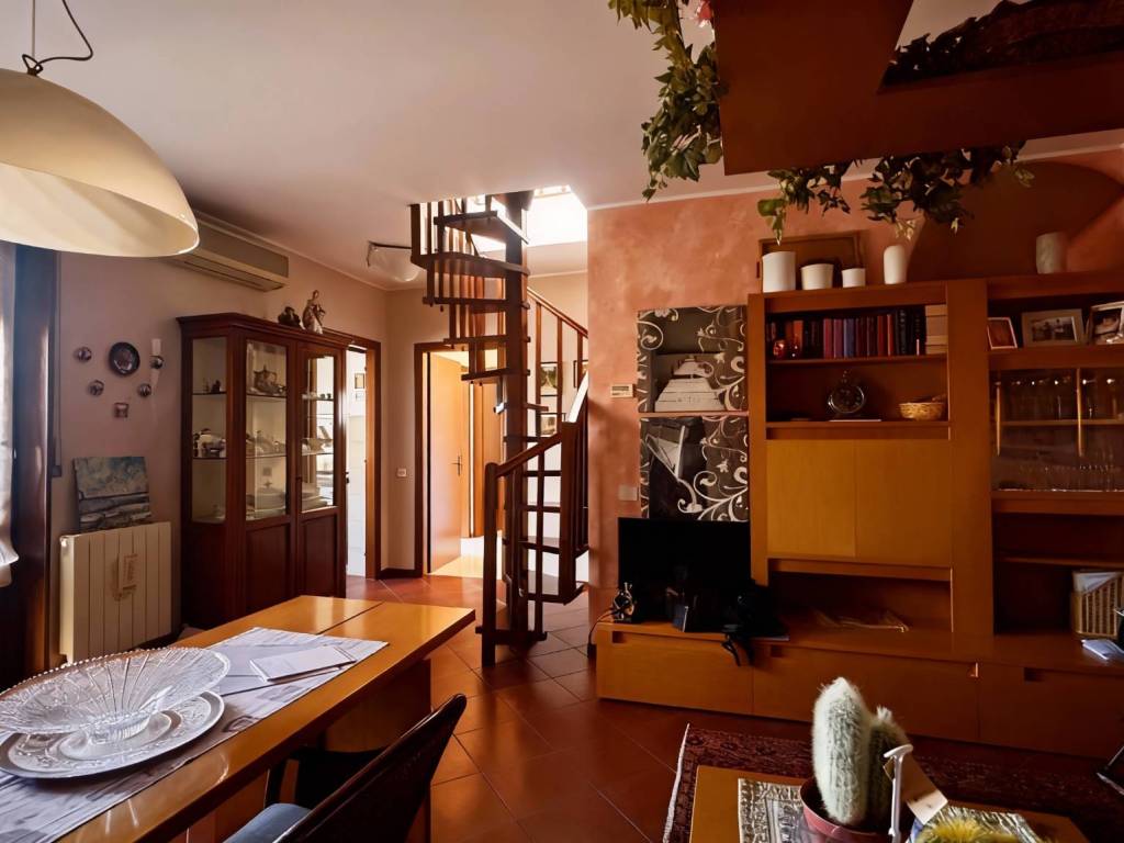 appartamento in vendita a Monza