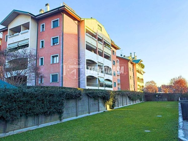 appartamento in vendita a Monza in zona Ospedale San Gerardo