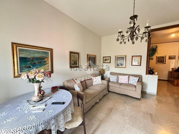 appartamento in vendita a Monza in zona Centro Storico