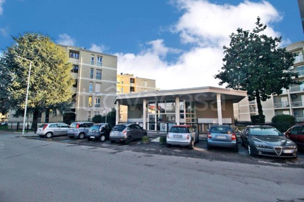 appartamento in vendita a Monza in zona Centro Storico