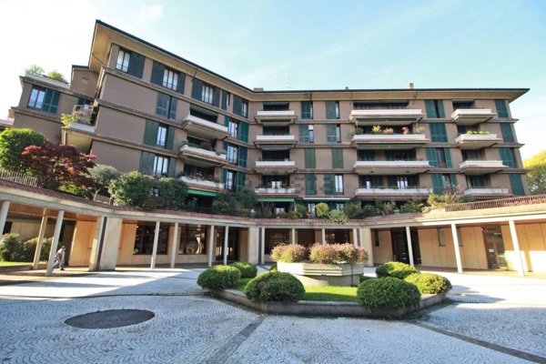 appartamento in vendita a Monza in zona Centro Storico