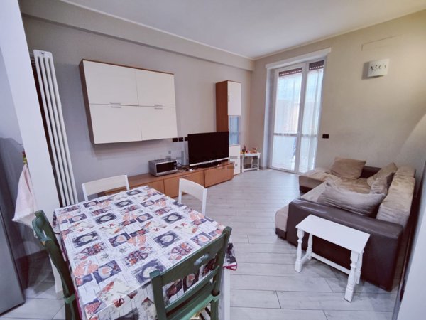 appartamento in vendita a Monza in zona Centro Storico