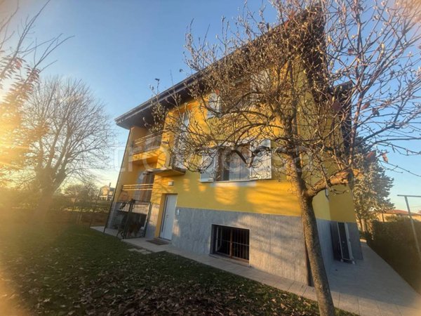 casa indipendente in vendita a Monza