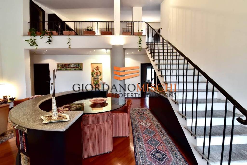 appartamento in vendita a Monza in zona Ospedale San Gerardo