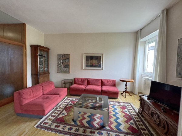 appartamento in vendita a Monza in zona Centro Storico