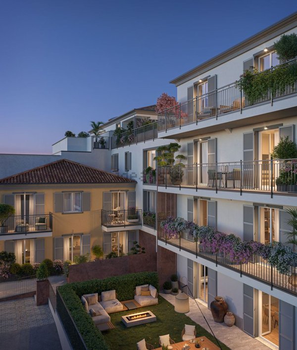 appartamento in vendita a Monza in zona Centro Storico