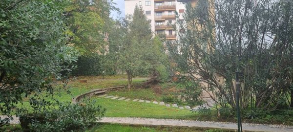 casa indipendente in vendita a Monza