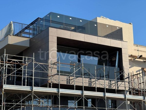 appartamento in vendita a Monza in zona Centro Storico