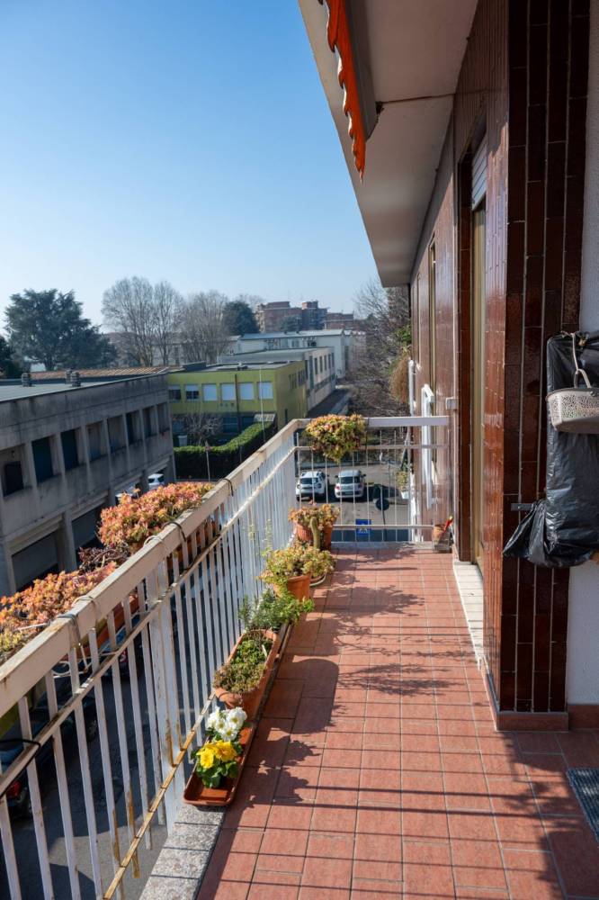 appartamento in vendita a Monza in zona Centro Storico