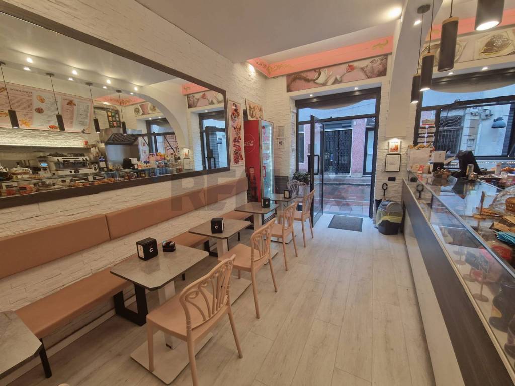 negozio in vendita a Monza