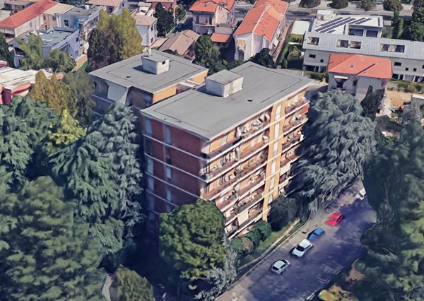appartamento in vendita a Monza in zona Centro Storico