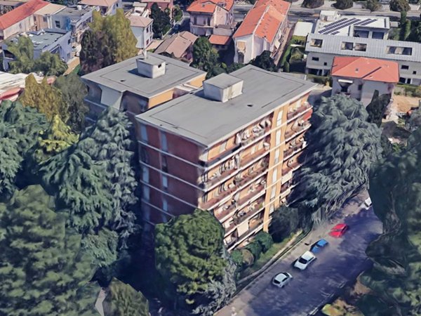 appartamento in vendita a Monza in zona Centro Storico