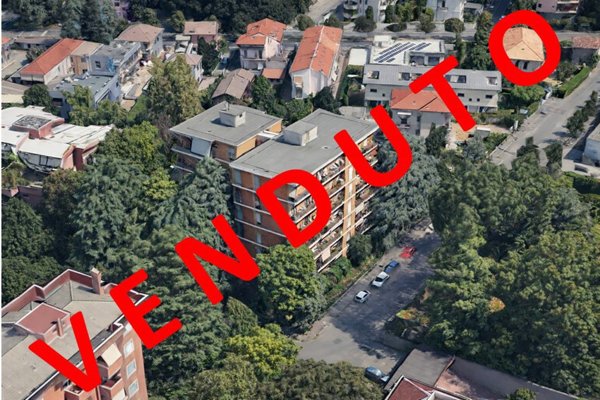 appartamento in vendita a Monza in zona Centro Storico