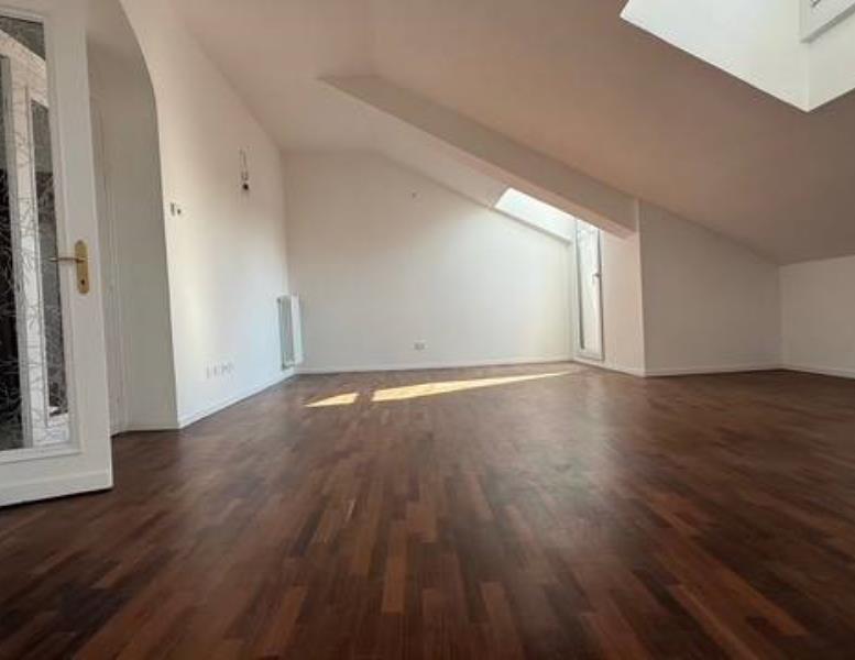 appartamento in vendita a Monza in zona Centro Storico