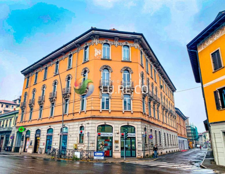 appartamento in vendita a Monza in zona Centro Storico