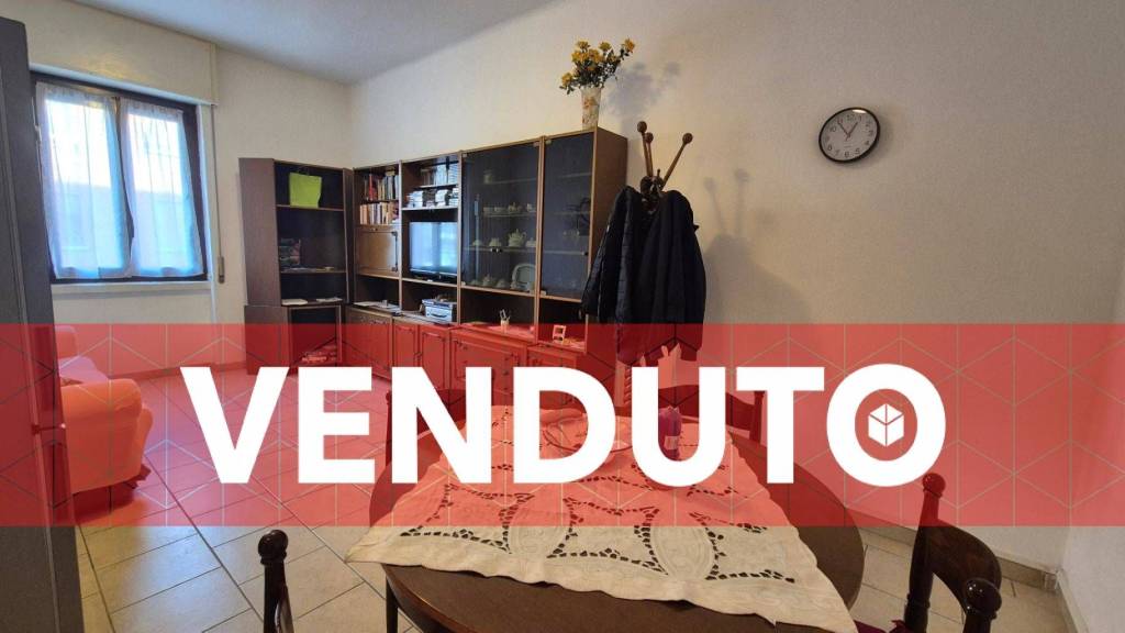 appartamento in vendita a Monza in zona Centro Storico