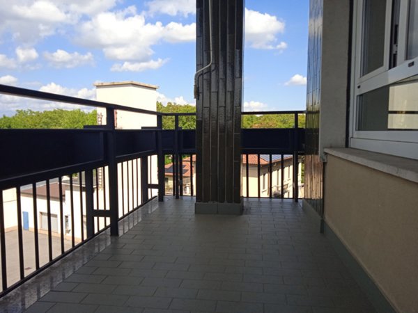 appartamento in vendita a Monza in zona Centro Storico