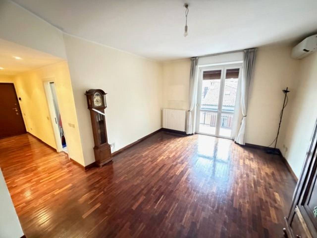 appartamento in vendita a Monza in zona Centro Storico