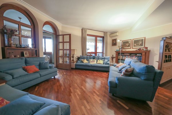 appartamento in vendita a Monza in zona Ospedale San Gerardo