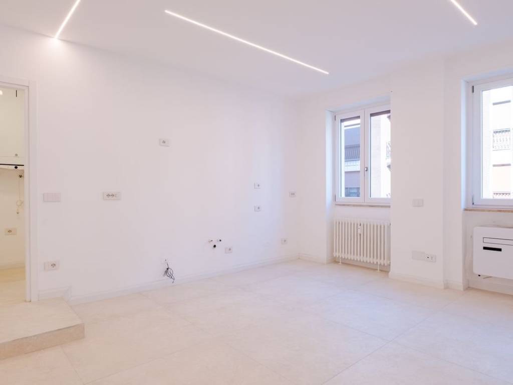 appartamento in vendita a Monza in zona Centro Storico