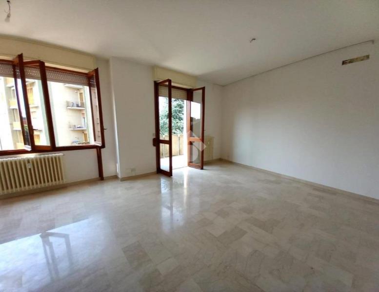 appartamento in vendita a Monza in zona Centro Storico