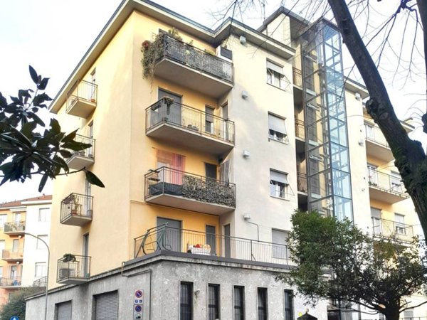 appartamento in vendita a Monza