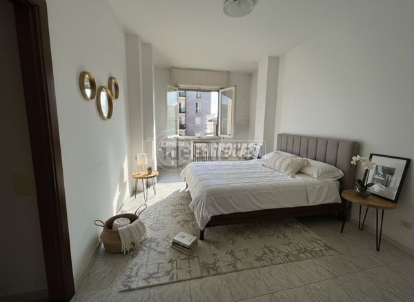 appartamento in vendita a Monza in zona Centro Storico