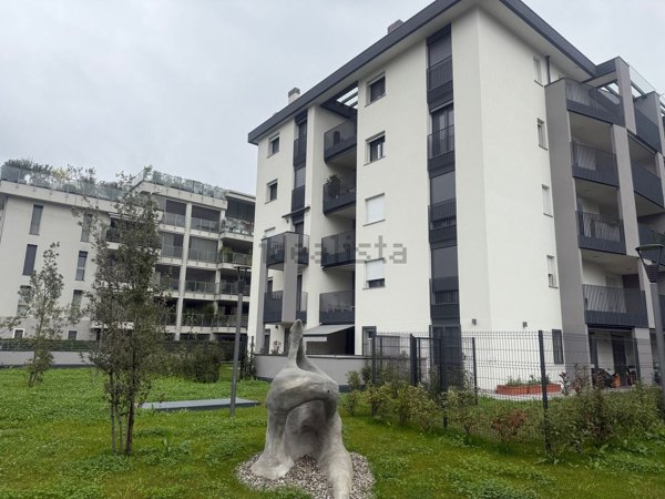 appartamento in vendita a Monza in zona Ospedale San Gerardo
