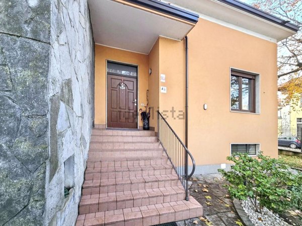 casa indipendente in vendita a Monza