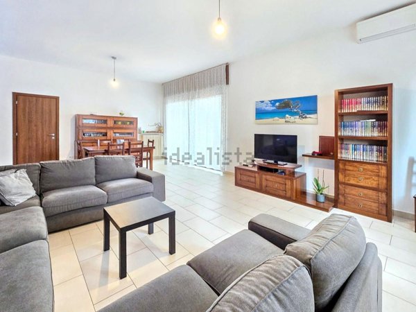 casa indipendente in vendita a Monza