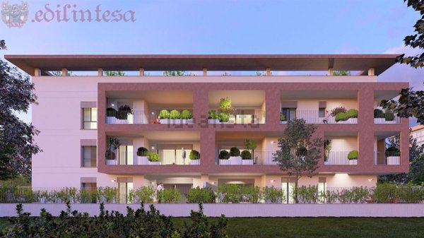 appartamento in vendita a Monza in zona Centro Storico