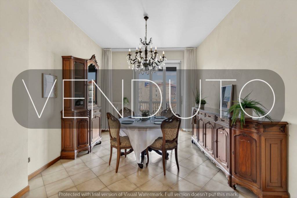 appartamento in vendita a Monza in zona Centro Storico