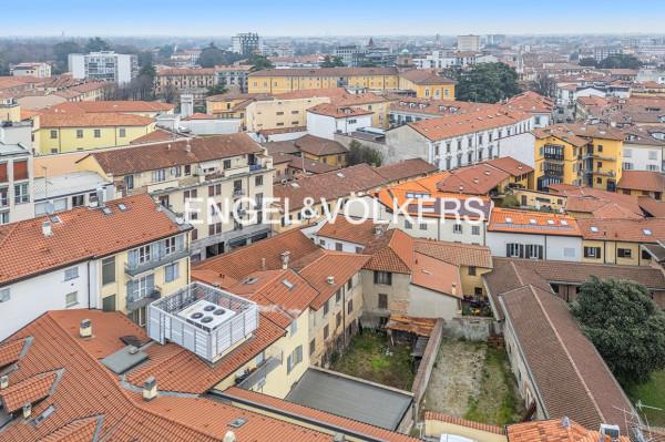 casa indipendente in vendita a Monza in zona Centro Storico