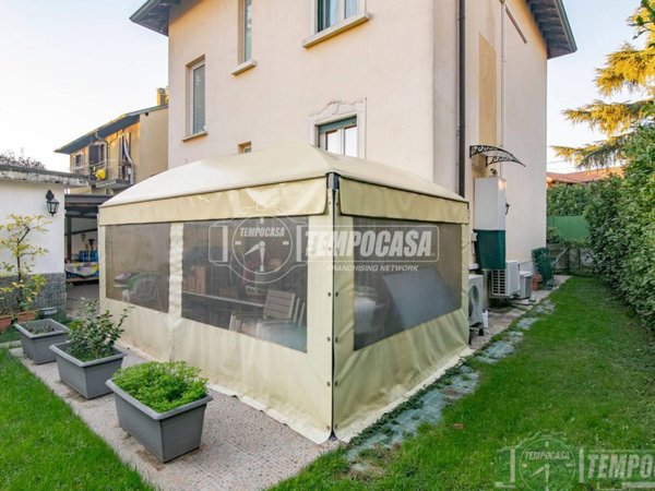 casa indipendente in vendita a Monza