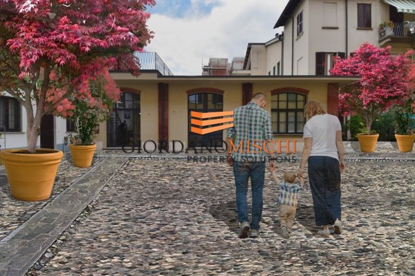 appartamento in vendita a Monza in zona Centro Storico