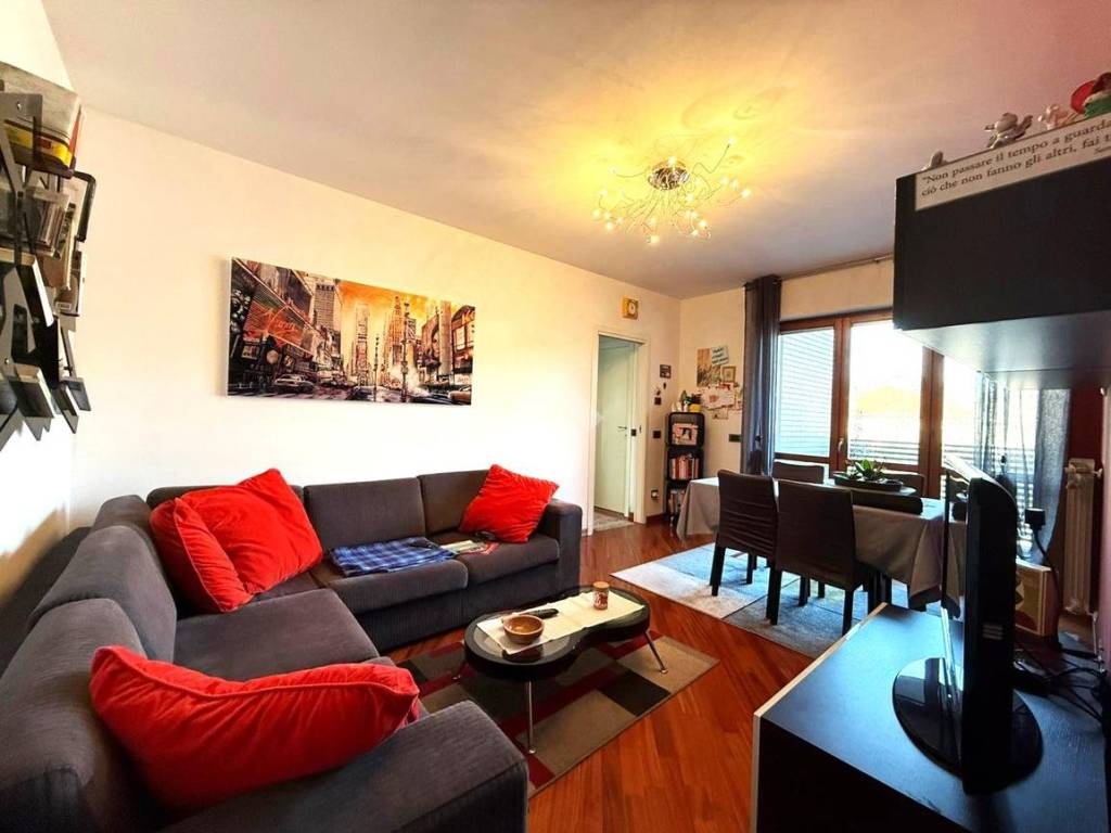 appartamento in vendita a Monza in zona Centro Storico