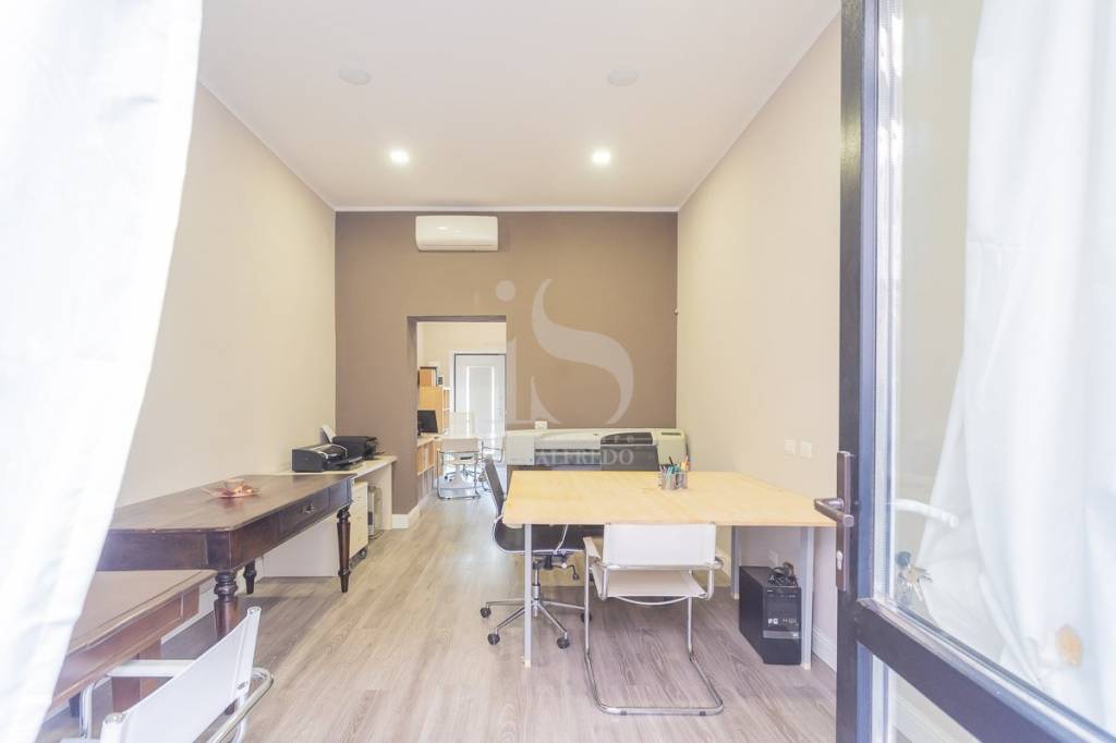 negozio in vendita a Monza