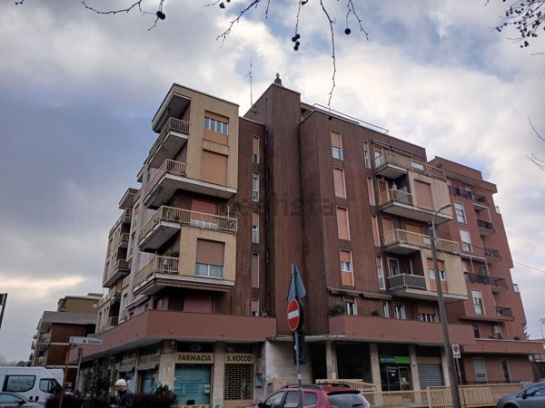 appartamento in vendita a Monza in zona Centro Storico