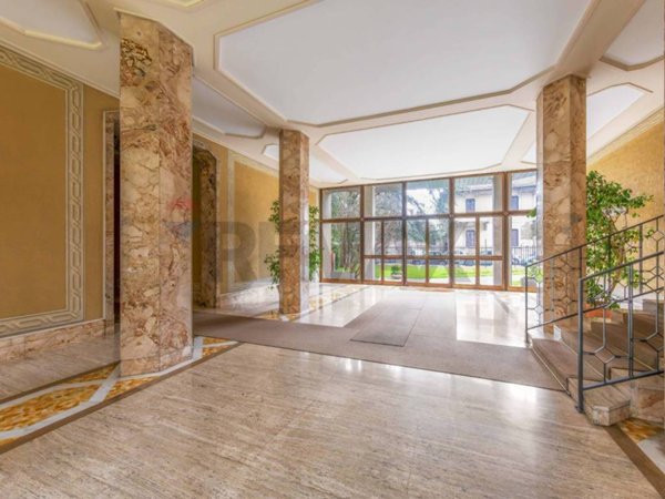 ufficio in vendita a Monza in zona Centro Storico